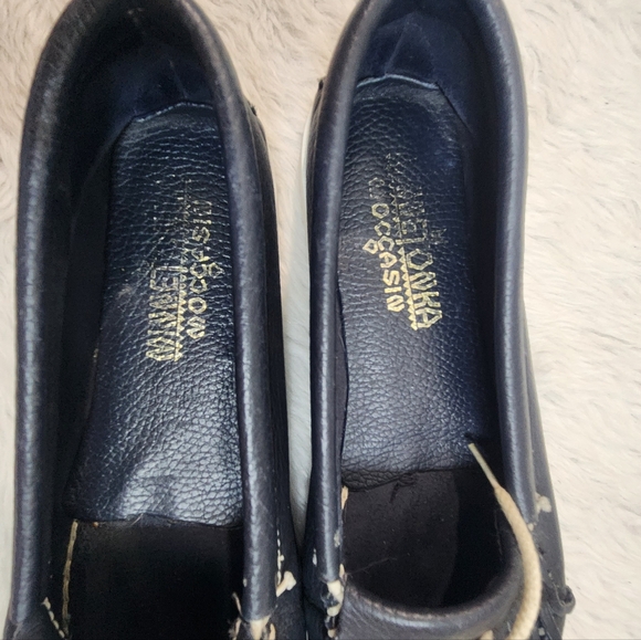 Minnetonka Leather Moccasins - Picture 9 of 12